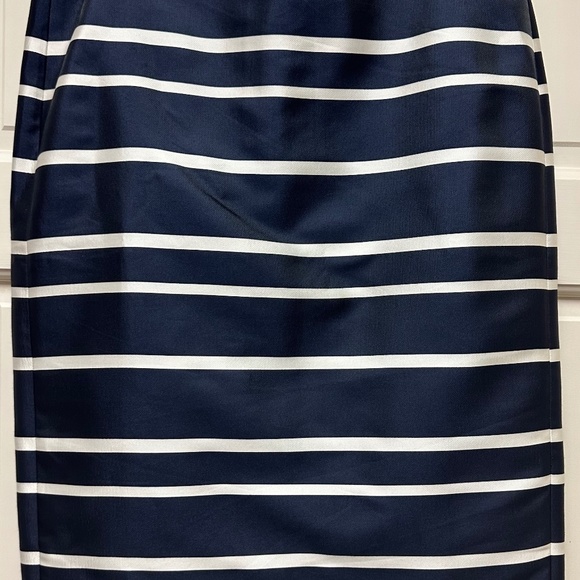 J Crew Navy and White Pencil Skirt - Picture 3 of 6